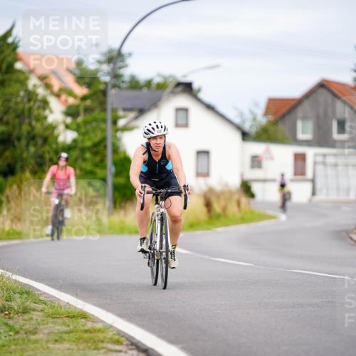31.08.2025 - Elbe Triathlon Hamburg Michael Burmester http://msf.ph/oto/8689056 31.08.2025 16:08:35 Radfahren  meine-sportfotos.de