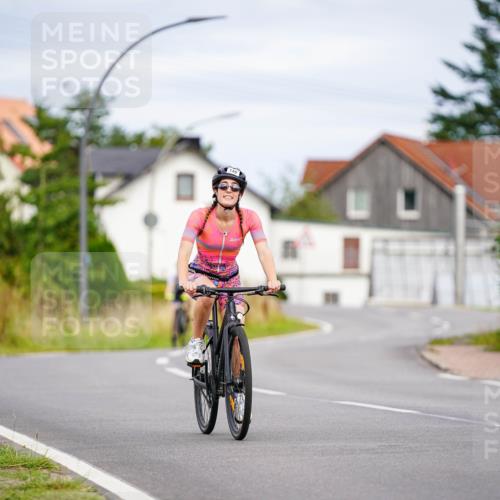 31.08.2025 - Elbe Triathlon Hamburg Michael Burmester http://msf.ph/oto/8689069 31.08.2025 16:08:39 Radfahren  meine-sportfotos.de