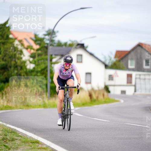 31.08.2025 - Elbe Triathlon Hamburg Michael Burmester http://msf.ph/oto/8689091 31.08.2025 16:08:55 Radfahren  meine-sportfotos.de