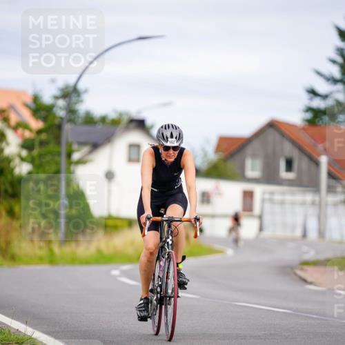 31.08.2025 - Elbe Triathlon Hamburg Michael Burmester http://msf.ph/oto/8689106 31.08.2025 16:09:15 Radfahren  meine-sportfotos.de