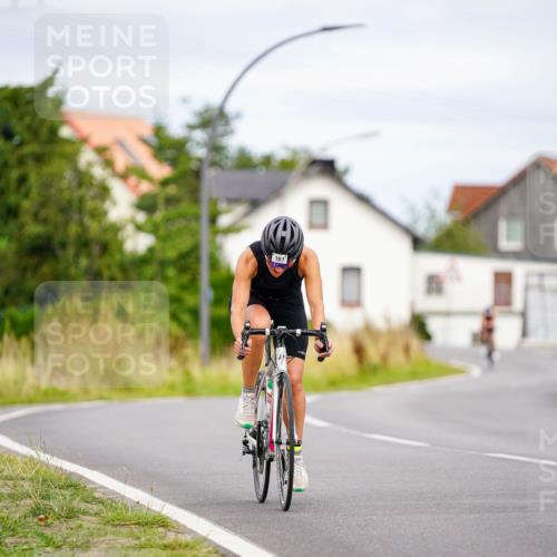 31.08.2025 - Elbe Triathlon Hamburg Michael Burmester http://msf.ph/oto/8689115 31.08.2025 16:09:24 Radfahren  meine-sportfotos.de