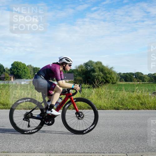 31.08.2025 - Elbe Triathlon Hamburg Michael Burmester http://msf.ph/oto/8689117 31.08.2025 09:16:25 Radfahren 374 meine-sportfotos.de