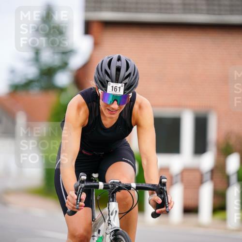 31.08.2025 - Elbe Triathlon Hamburg Michael Burmester http://msf.ph/oto/8689121 31.08.2025 16:09:26 Radfahren  meine-sportfotos.de