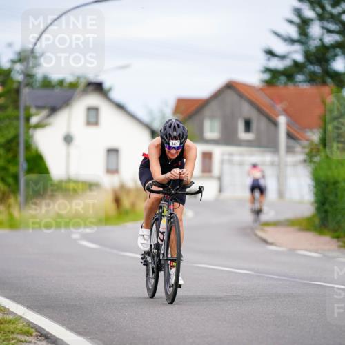 31.08.2025 - Elbe Triathlon Hamburg Michael Burmester http://msf.ph/oto/8689126 31.08.2025 16:09:33 Radfahren  meine-sportfotos.de