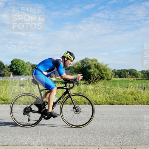 31.08.2025 - Elbe Triathlon Hamburg Michael Burmester http://msf.ph/oto/8689168 31.08.2025 09:17:53 Radfahren 184, 244, 284, 330, 382, 476 meine-sportfotos.de