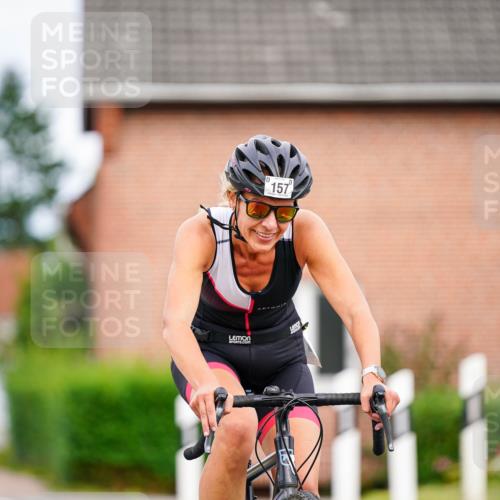 31.08.2025 - Elbe Triathlon Hamburg Michael Burmester http://msf.ph/oto/8689176 31.08.2025 16:10:48 Radfahren  meine-sportfotos.de