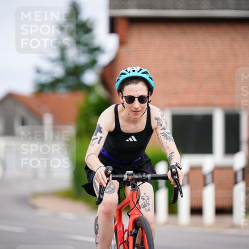 31.08.2025 - Elbe Triathlon Hamburg Michael Burmester http://msf.ph/oto/8689185 31.08.2025 16:11:20 Radfahren  meine-sportfotos.de