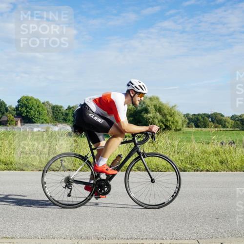 31.08.2025 - Elbe Triathlon Hamburg Michael Burmester http://msf.ph/oto/8689186 31.08.2025 09:18:17 Radfahren 343, 352, 463, 465 meine-sportfotos.de