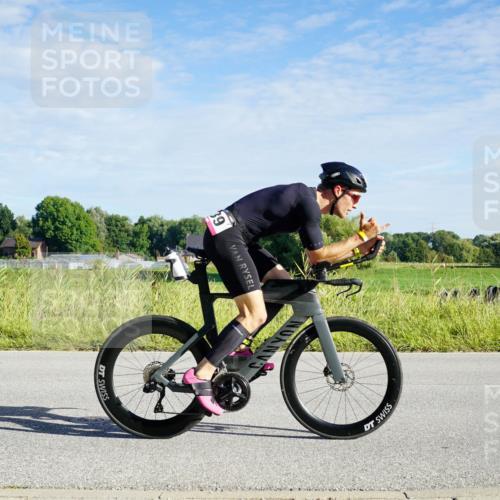 31.08.2025 - Elbe Triathlon Hamburg Michael Burmester http://msf.ph/oto/8689196 31.08.2025 09:18:34 Radfahren 189, 547, 618 meine-sportfotos.de