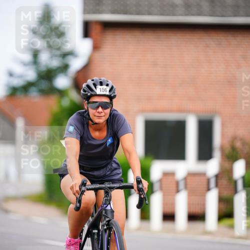 31.08.2025 - Elbe Triathlon Hamburg Michael Burmester http://msf.ph/oto/8689231 31.08.2025 16:12:53 Radfahren  meine-sportfotos.de