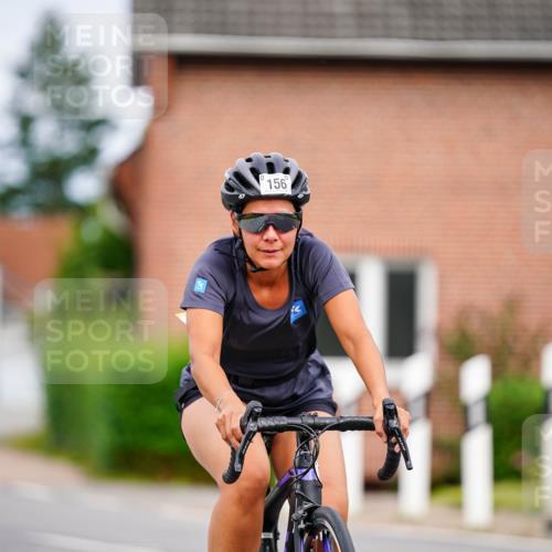 31.08.2025 - Elbe Triathlon Hamburg Michael Burmester http://msf.ph/oto/8689235 31.08.2025 16:12:53 Radfahren  meine-sportfotos.de