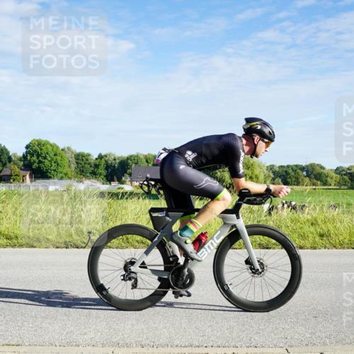 31.08.2025 - Elbe Triathlon Hamburg Michael Burmester http://msf.ph/oto/8689243 31.08.2025 09:20:02 Radfahren 208, 231, 371, 381, 474, 709 meine-sportfotos.de