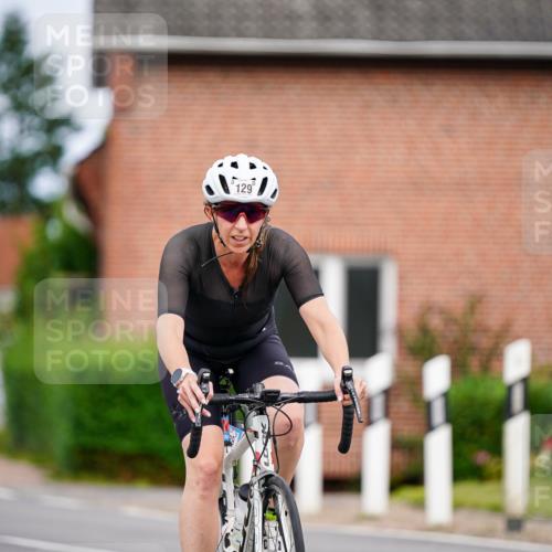 31.08.2025 - Elbe Triathlon Hamburg Michael Burmester http://msf.ph/oto/8689249 31.08.2025 16:13:20 Radfahren  meine-sportfotos.de