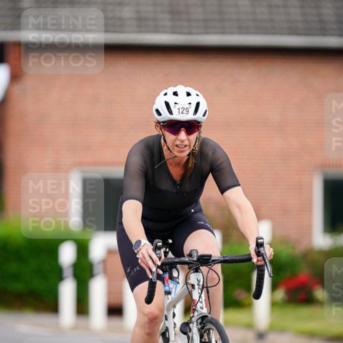31.08.2025 - Elbe Triathlon Hamburg Michael Burmester http://msf.ph/oto/8689251 31.08.2025 16:13:21 Radfahren  meine-sportfotos.de
