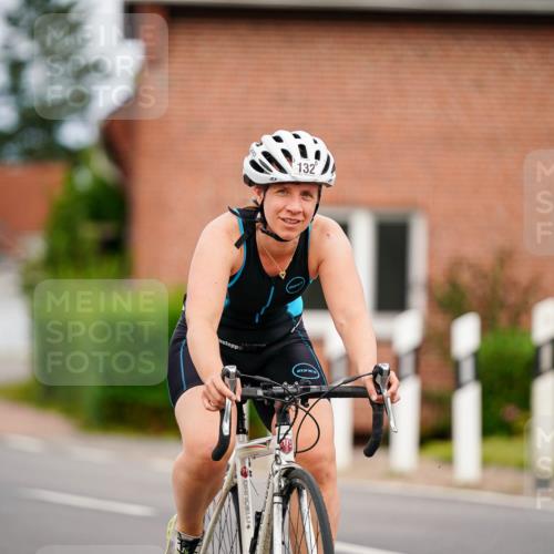 31.08.2025 - Elbe Triathlon Hamburg Michael Burmester http://msf.ph/oto/8689268 31.08.2025 16:13:44 Radfahren  meine-sportfotos.de