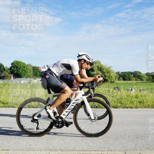 31.08.2025 - Elbe Triathlon Hamburg Michael Burmester http://msf.ph/oto/8689276 31.08.2025 09:20:40 Radfahren 182, 228, 242, 289, 422, 517, 561 meine-sportfotos.de
