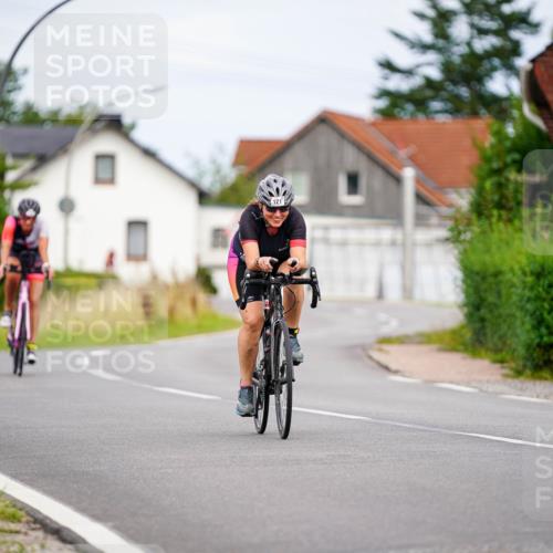 31.08.2025 - Elbe Triathlon Hamburg Michael Burmester http://msf.ph/oto/8689289 31.08.2025 16:15:10 Radfahren  meine-sportfotos.de