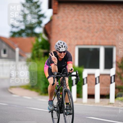 31.08.2025 - Elbe Triathlon Hamburg Michael Burmester http://msf.ph/oto/8689295 31.08.2025 16:15:11 Radfahren  meine-sportfotos.de