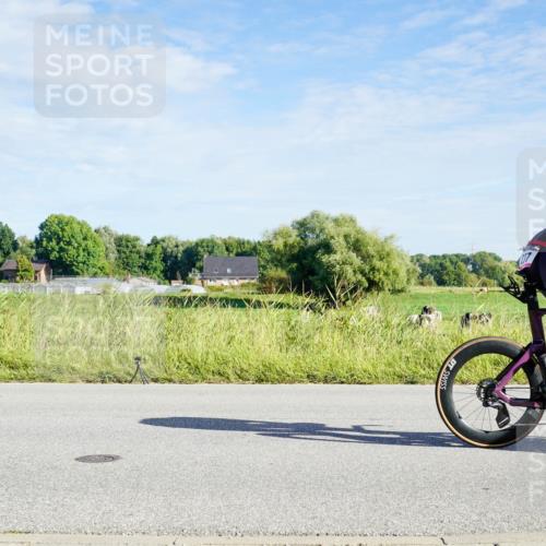 31.08.2025 - Elbe Triathlon Hamburg Michael Burmester http://msf.ph/oto/8689330 31.08.2025 09:21:26 Radfahren 199, 237, 651 meine-sportfotos.de
