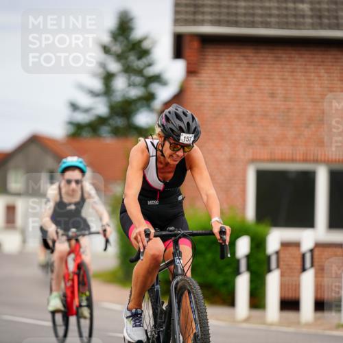 31.08.2025 - Elbe Triathlon Hamburg Michael Burmester http://msf.ph/oto/8689342 31.08.2025 16:16:06 Radfahren  meine-sportfotos.de