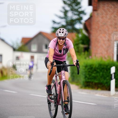 31.08.2025 - Elbe Triathlon Hamburg Michael Burmester http://msf.ph/oto/8689363 31.08.2025 16:18:22 Radfahren  meine-sportfotos.de