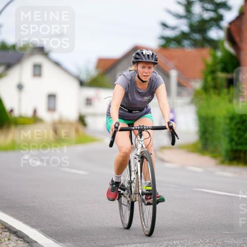 31.08.2025 - Elbe Triathlon Hamburg Michael Burmester http://msf.ph/oto/8689372 31.08.2025 16:18:24 Radfahren  meine-sportfotos.de