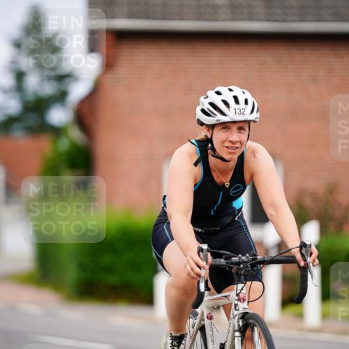 31.08.2025 - Elbe Triathlon Hamburg Michael Burmester http://msf.ph/oto/8689393 31.08.2025 16:18:51 Radfahren  meine-sportfotos.de