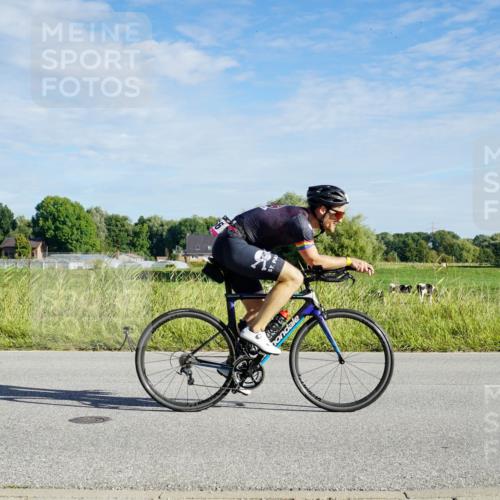 31.08.2025 - Elbe Triathlon Hamburg Michael Burmester http://msf.ph/oto/8689399 31.08.2025 09:22:39 Radfahren 166, 181, 193, 195, 304, 391, 430, 479, 834 meine-sportfotos.de