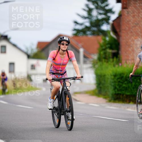 31.08.2025 - Elbe Triathlon Hamburg Michael Burmester http://msf.ph/oto/8689459 31.08.2025 16:20:40 Radfahren  meine-sportfotos.de