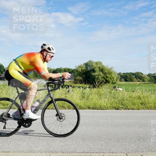 31.08.2025 - Elbe Triathlon Hamburg Michael Burmester http://msf.ph/oto/8689507 31.08.2025 09:24:24 Radfahren 180, 288, 418, 435, 454, 499, 653 meine-sportfotos.de