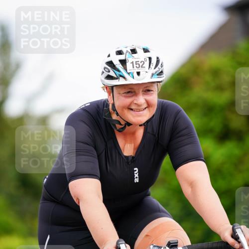 31.08.2025 - Elbe Triathlon Hamburg Michael Burmester http://msf.ph/oto/8689513 31.08.2025 16:23:52 Radfahren  meine-sportfotos.de