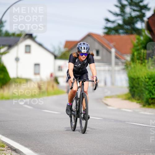 31.08.2025 - Elbe Triathlon Hamburg Michael Burmester http://msf.ph/oto/8689520 31.08.2025 16:25:06 Radfahren  meine-sportfotos.de