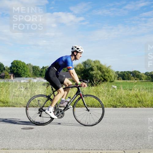 31.08.2025 - Elbe Triathlon Hamburg Michael Burmester http://msf.ph/oto/8689533 31.08.2025 09:24:51 Radfahren 260, 351, 373, 403, 456, 457, 477, 548, 597, 627, 659 meine-sportfotos.de