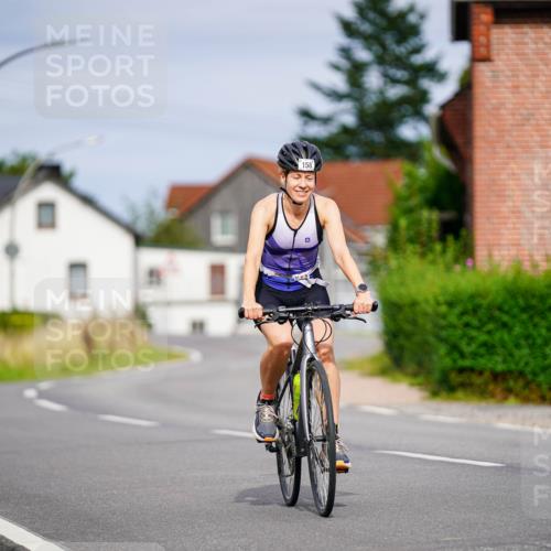 31.08.2025 - Elbe Triathlon Hamburg Michael Burmester http://msf.ph/oto/8689534 31.08.2025 16:25:15 Radfahren  meine-sportfotos.de