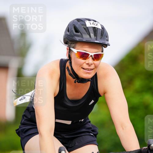 31.08.2025 - Elbe Triathlon Hamburg Michael Burmester http://msf.ph/oto/8689558 31.08.2025 16:27:01 Radfahren  meine-sportfotos.de