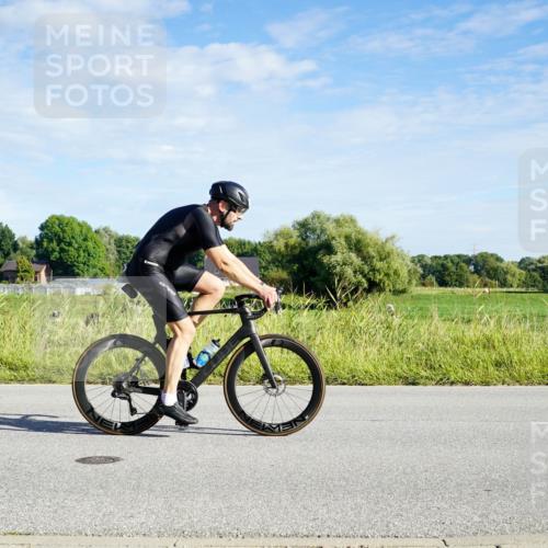 31.08.2025 - Elbe Triathlon Hamburg Michael Burmester http://msf.ph/oto/8689575 31.08.2025 09:25:34 Radfahren 174, 179, 302, 308, 345, 346, 347, 642, 652 meine-sportfotos.de