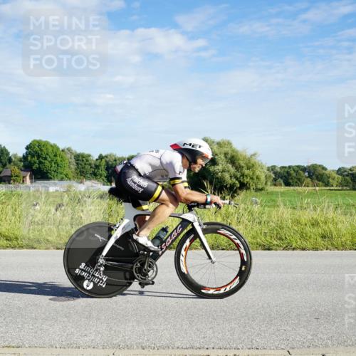 31.08.2025 - Elbe Triathlon Hamburg Michael Burmester http://msf.ph/oto/8689583 31.08.2025 09:25:40 Radfahren 174, 179, 279, 347, 453, 724 meine-sportfotos.de