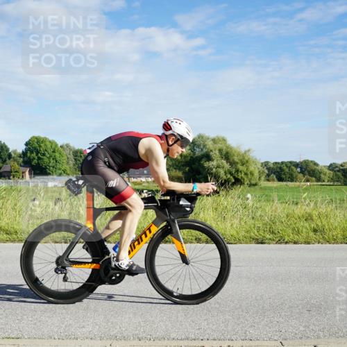 31.08.2025 - Elbe Triathlon Hamburg Michael Burmester http://msf.ph/oto/8689604 31.08.2025 09:25:55 Radfahren 334, 523, 525, 550, 551, 554, 579 meine-sportfotos.de