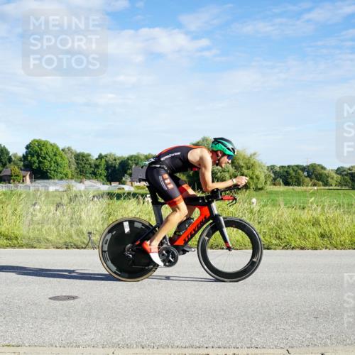 31.08.2025 - Elbe Triathlon Hamburg Michael Burmester http://msf.ph/oto/8689607 31.08.2025 09:25:57 Radfahren 301, 334, 523, 525, 551, 554, 579 meine-sportfotos.de