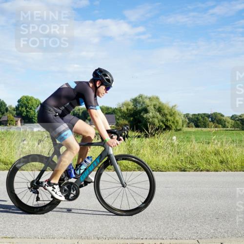 31.08.2025 - Elbe Triathlon Hamburg Michael Burmester http://msf.ph/oto/8689610 31.08.2025 09:25:59 Radfahren 301, 334, 523, 525, 551, 554, 579 meine-sportfotos.de