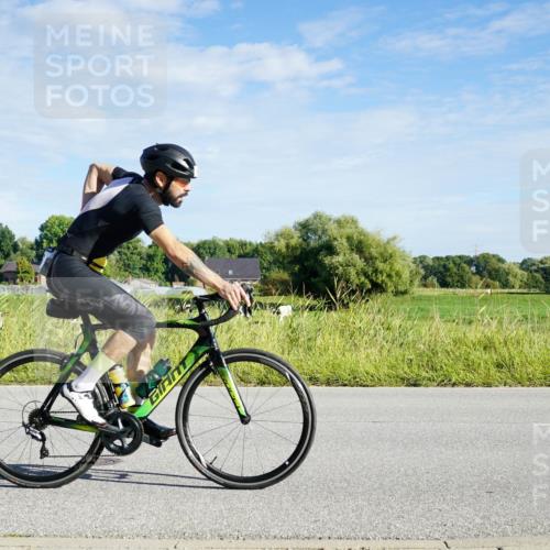 31.08.2025 - Elbe Triathlon Hamburg Michael Burmester http://msf.ph/oto/8689673 31.08.2025 09:26:47 Radfahren 183, 221, 261, 506, 601, 608, 615, 631, 643 meine-sportfotos.de