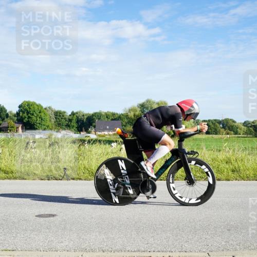 31.08.2025 - Elbe Triathlon Hamburg Michael Burmester http://msf.ph/oto/8689677 31.08.2025 09:26:50 Radfahren 221, 266, 506, 601, 608, 631, 643 meine-sportfotos.de