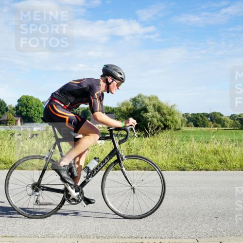 31.08.2025 - Elbe Triathlon Hamburg Michael Burmester http://msf.ph/oto/8689691 31.08.2025 09:27:10 Radfahren 168, 197, 258, 415, 619 meine-sportfotos.de
