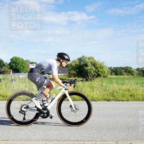 31.08.2025 - Elbe Triathlon Hamburg Michael Burmester http://msf.ph/oto/8689732 31.08.2025 09:27:47 Radfahren 268, 311, 324, 624 meine-sportfotos.de