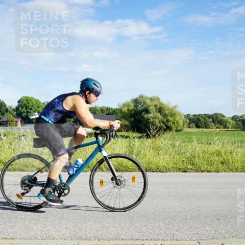 31.08.2025 - Elbe Triathlon Hamburg Michael Burmester http://msf.ph/oto/8689736 31.08.2025 09:27:52 Radfahren 324, 624 meine-sportfotos.de