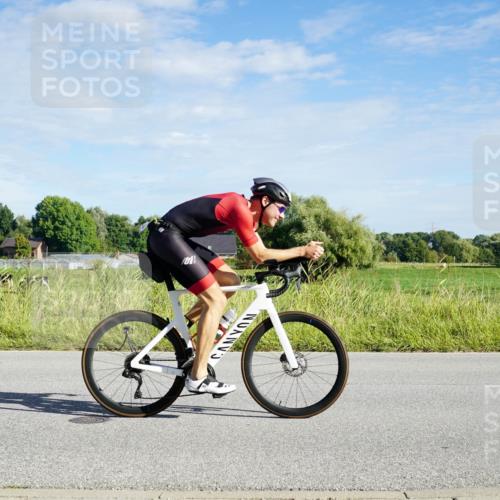 31.08.2025 - Elbe Triathlon Hamburg Michael Burmester http://msf.ph/oto/8689741 31.08.2025 09:28:03 Radfahren 333, 383, 610, 630 meine-sportfotos.de