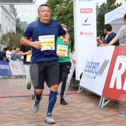 31.08.2025 - 21. Blankeneser Heldenlauf Strokosch-Dieckow http://msf.ph/oto/8689762 31.08.2025 10:28:03 Ziel 2112, 2068, 2067, 2741, 2343, 2659, 2261 meine-sportfotos.de