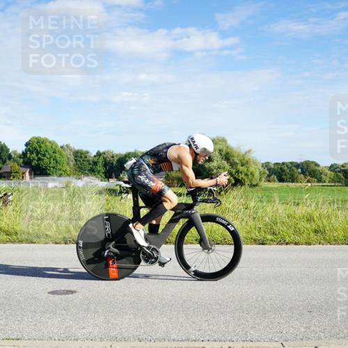 31.08.2025 - Elbe Triathlon Hamburg Michael Burmester http://msf.ph/oto/8689763 31.08.2025 09:28:27 Radfahren 281, 363, 490, 562, 648, 672 meine-sportfotos.de