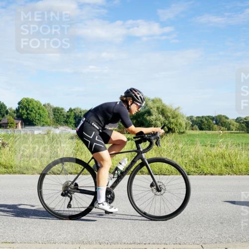 31.08.2025 - Elbe Triathlon Hamburg Michael Burmester http://msf.ph/oto/8689783 31.08.2025 09:28:45 Radfahren 274, 282, 298, 361, 466, 519 meine-sportfotos.de