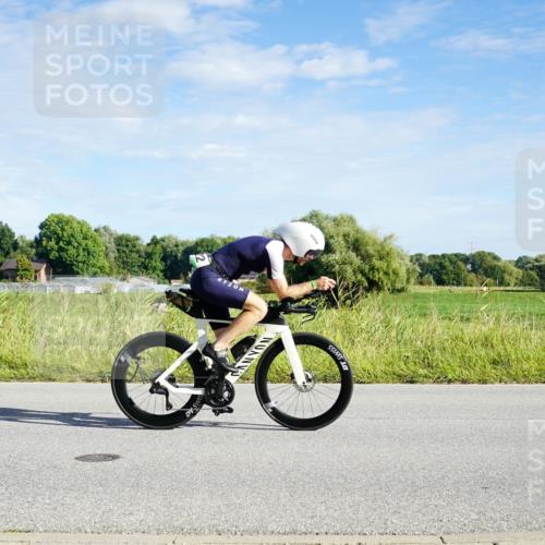 31.08.2025 - Elbe Triathlon Hamburg Michael Burmester http://msf.ph/oto/8689829 31.08.2025 09:29:35 Radfahren 286, 419, 522, 598 meine-sportfotos.de